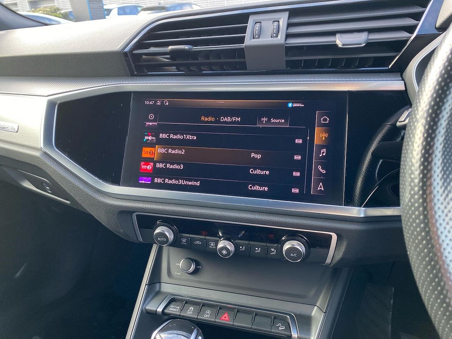 Used Audi Q3 2020 for sale - 77830489: Photo 11