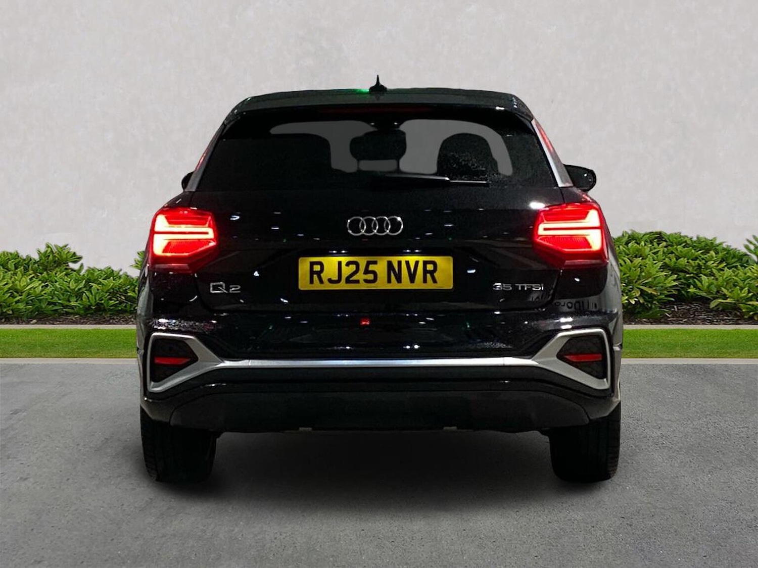 Used Audi Q2 2025 for sale - 76879679: Photo 4