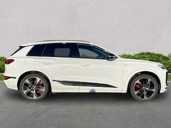 Used Audi Q6 e-tron 2025 for sale - 78332580: Photo