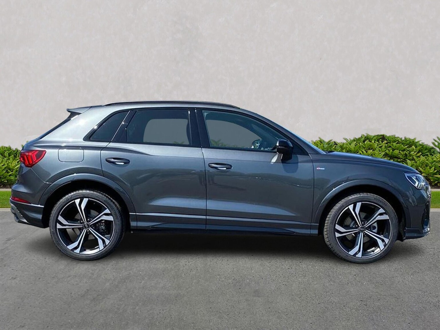 Used Audi Q3 2025 for sale - 76165038: Photo 3