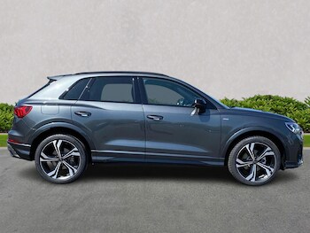 Used Audi Q3 2025 for sale - 76165038: Photo 3