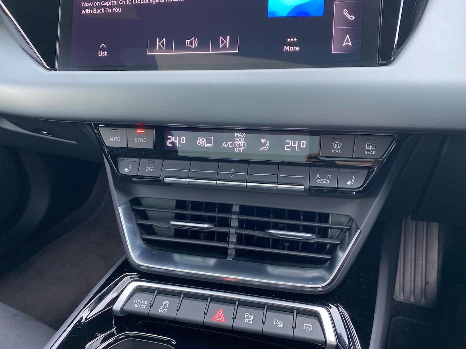 Used Audi e-tron GT 2024 for sale - 76951241: Photo 12