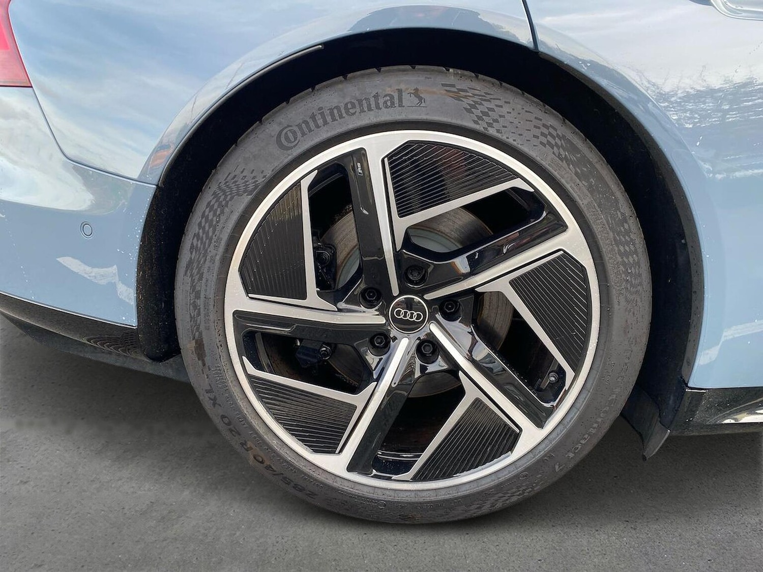 Used Audi e-tron GT 2024 for sale - 76951241: Photo 6