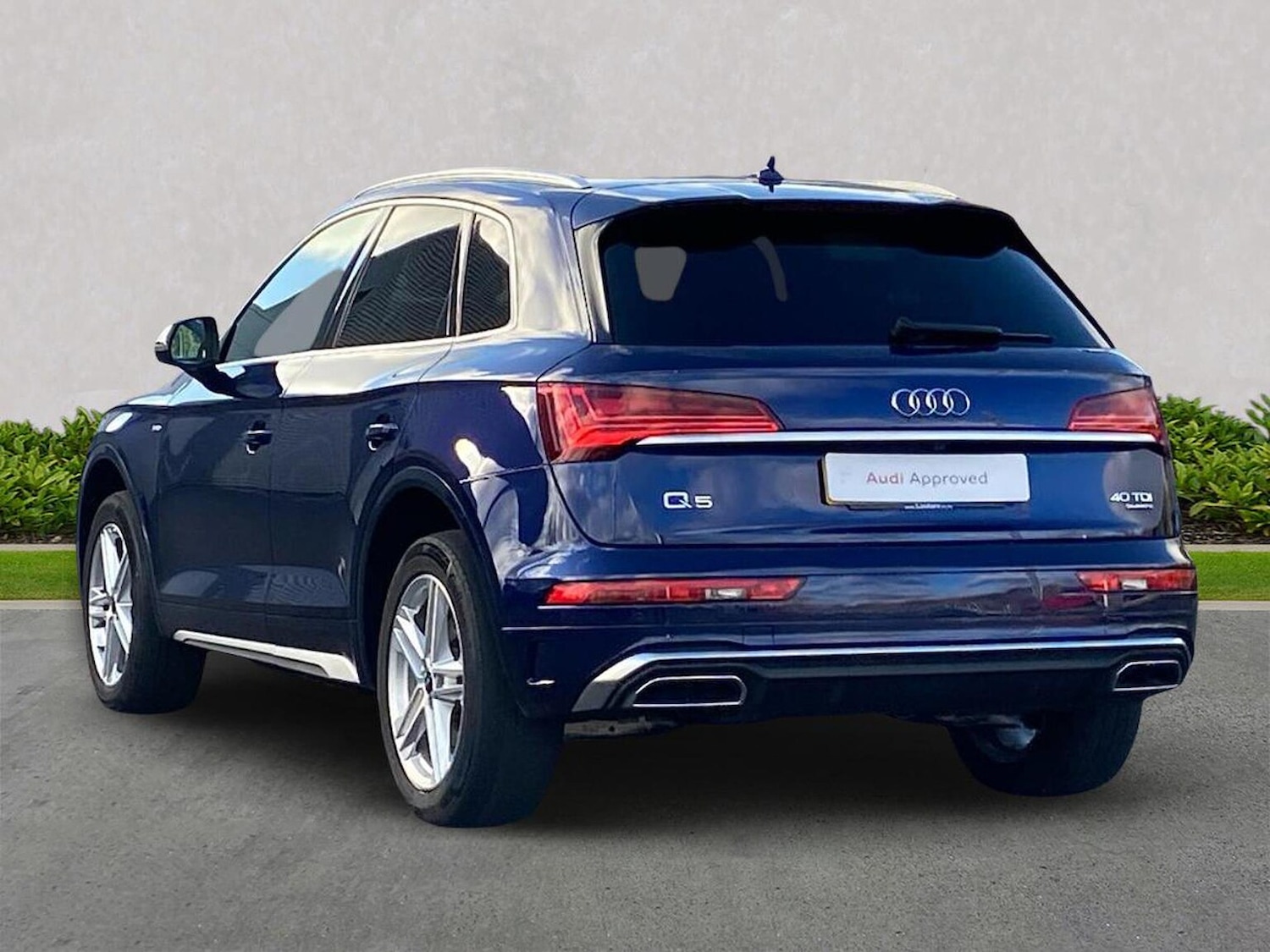 Used Audi Q5 2023 for sale - 76637793: Photo 2