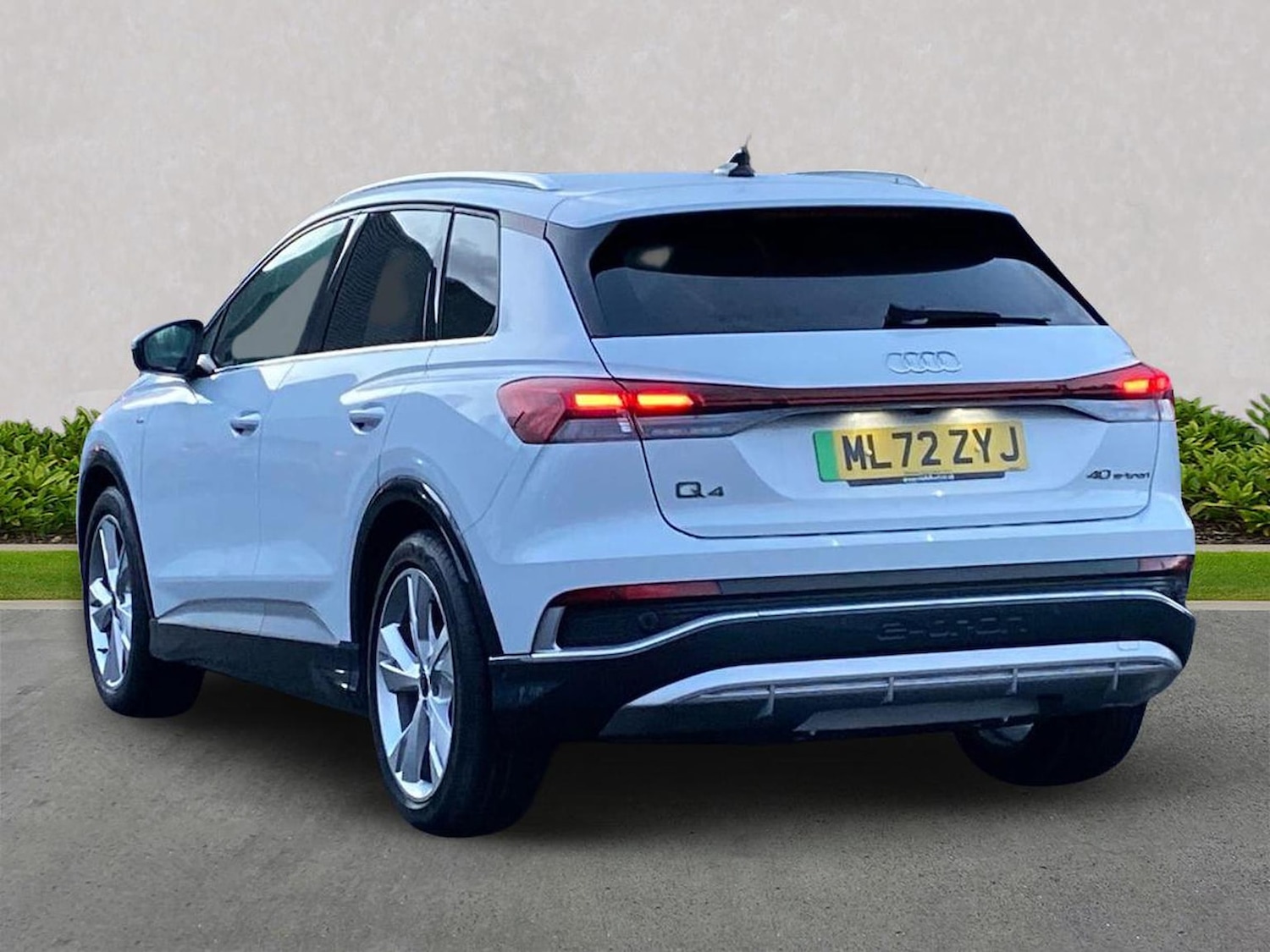 Used Audi Q4 e-tron 2022 for sale - 77650265: Photo 2