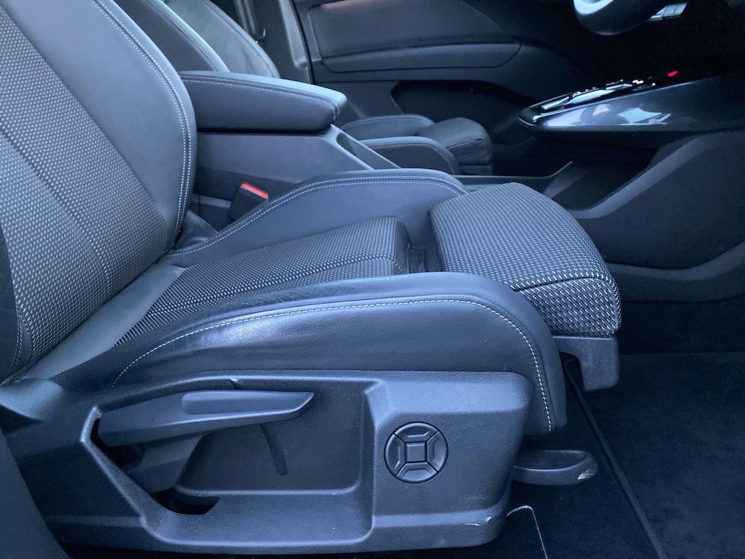 Used Audi Q4 e-tron 2022 for sale - 77650265: Photo 30