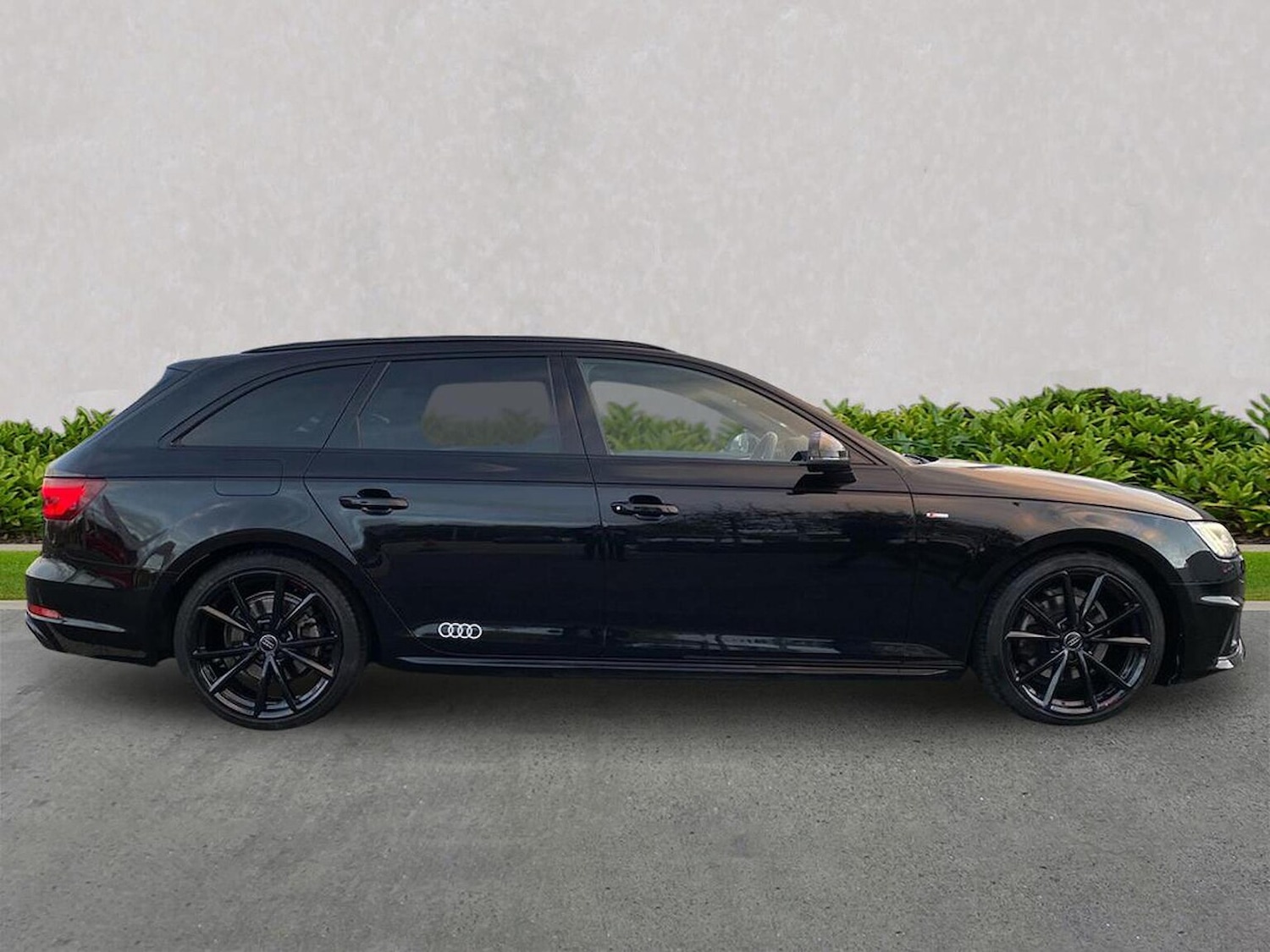 Used Audi A4 2019 for sale - 76748412: Photo 3