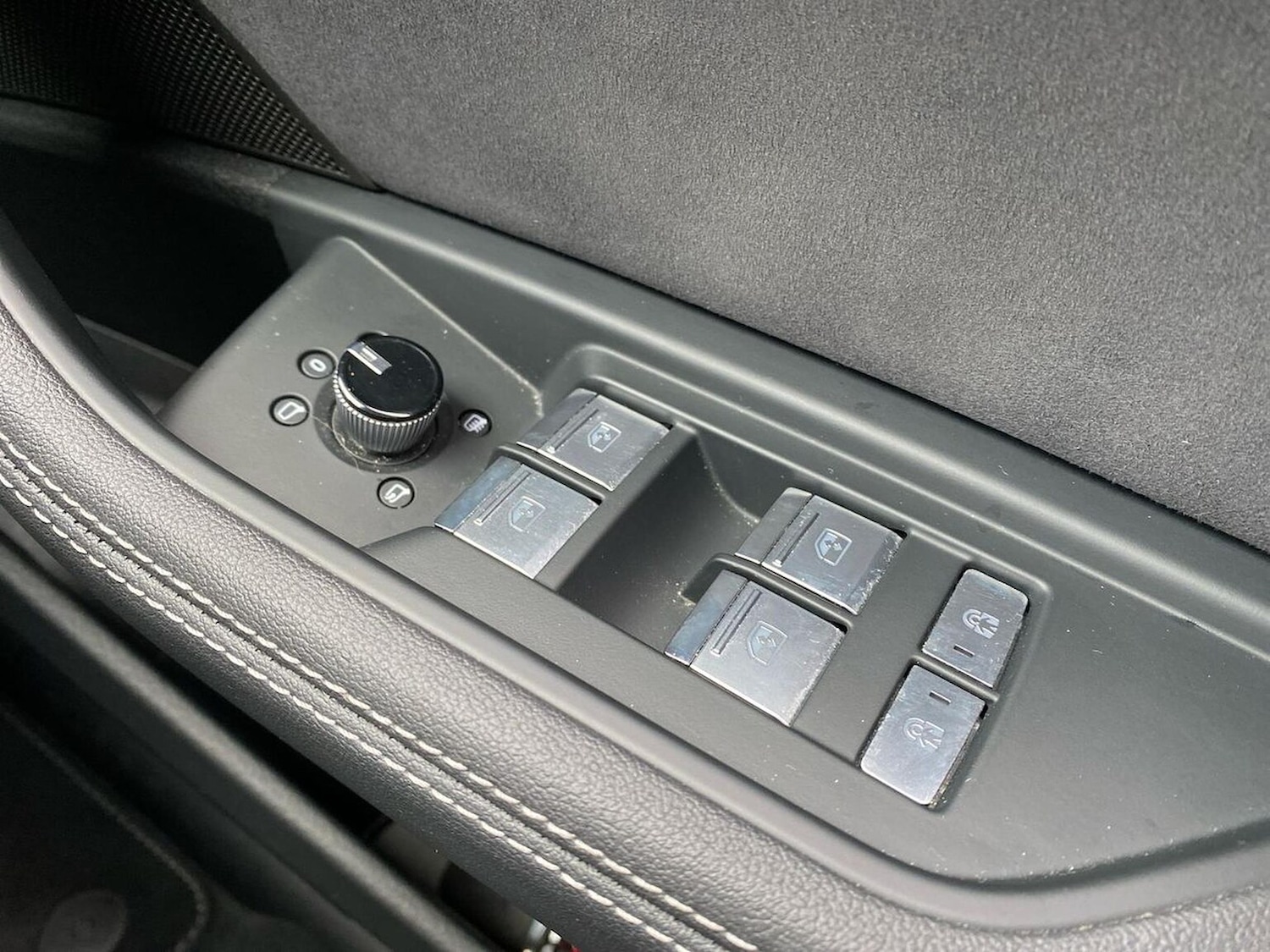 Used Audi Q8 2023 for sale - 77729949: Photo 21