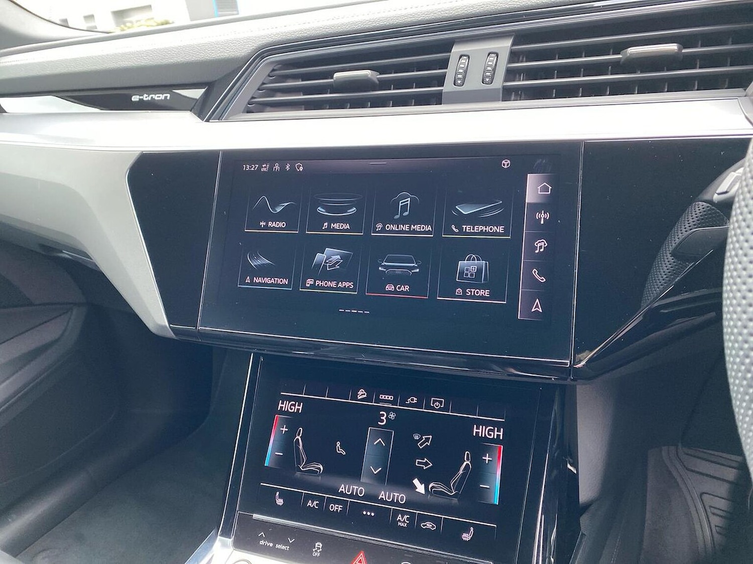 Used Audi Q8 2023 for sale - 77729949: Photo 25