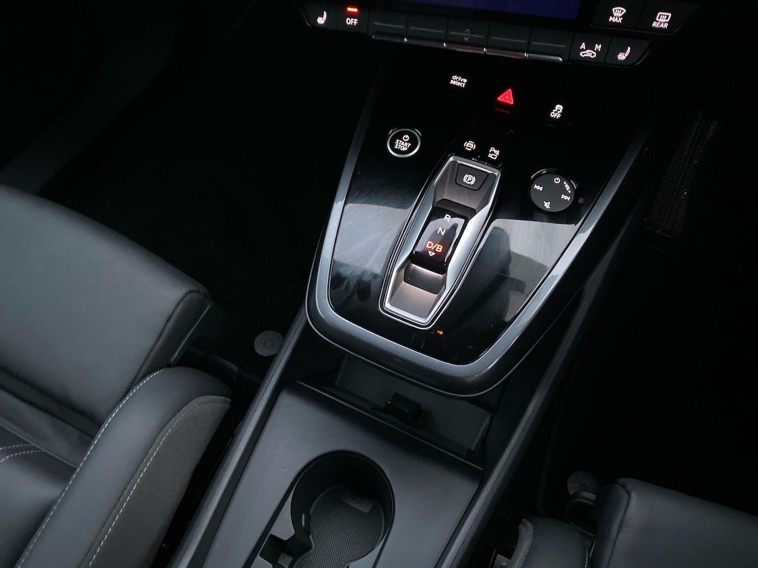 Used Audi Q4 e-tron 2025 for sale - 77584648: Photo 13