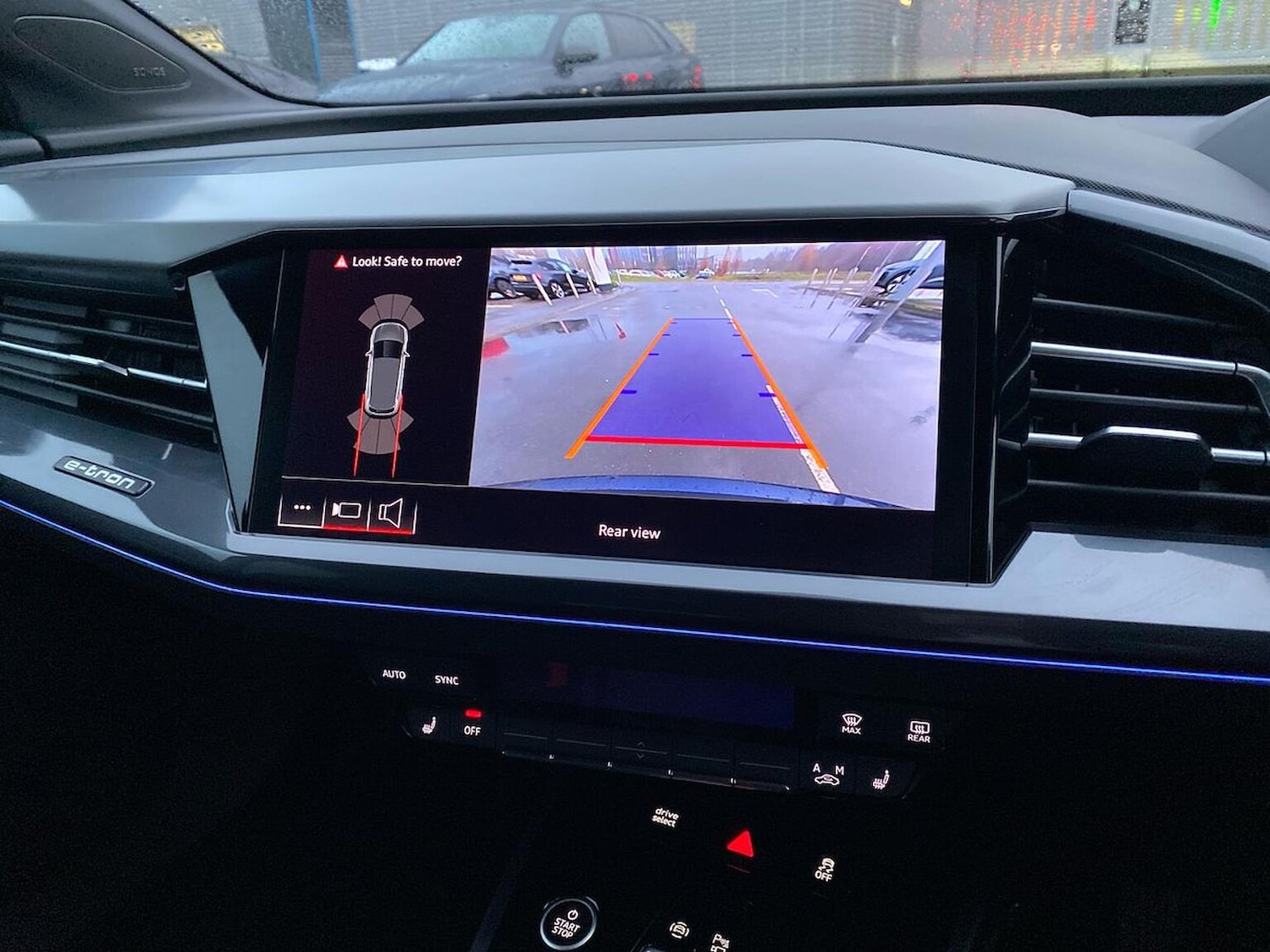 Used Audi Q4 e-tron 2025 for sale - 77584648: Photo 23