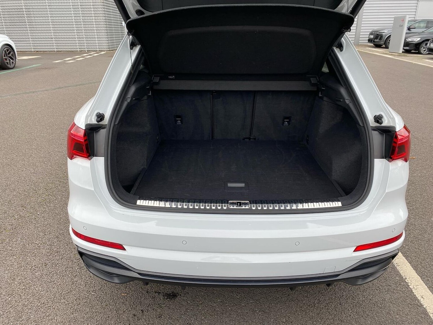 Used Audi Q3 2022 for sale - 76383326: Photo 17