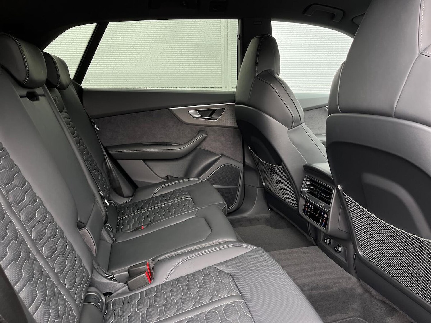 Used Audi RS Q8 2025 for sale - 77650263: Photo 16