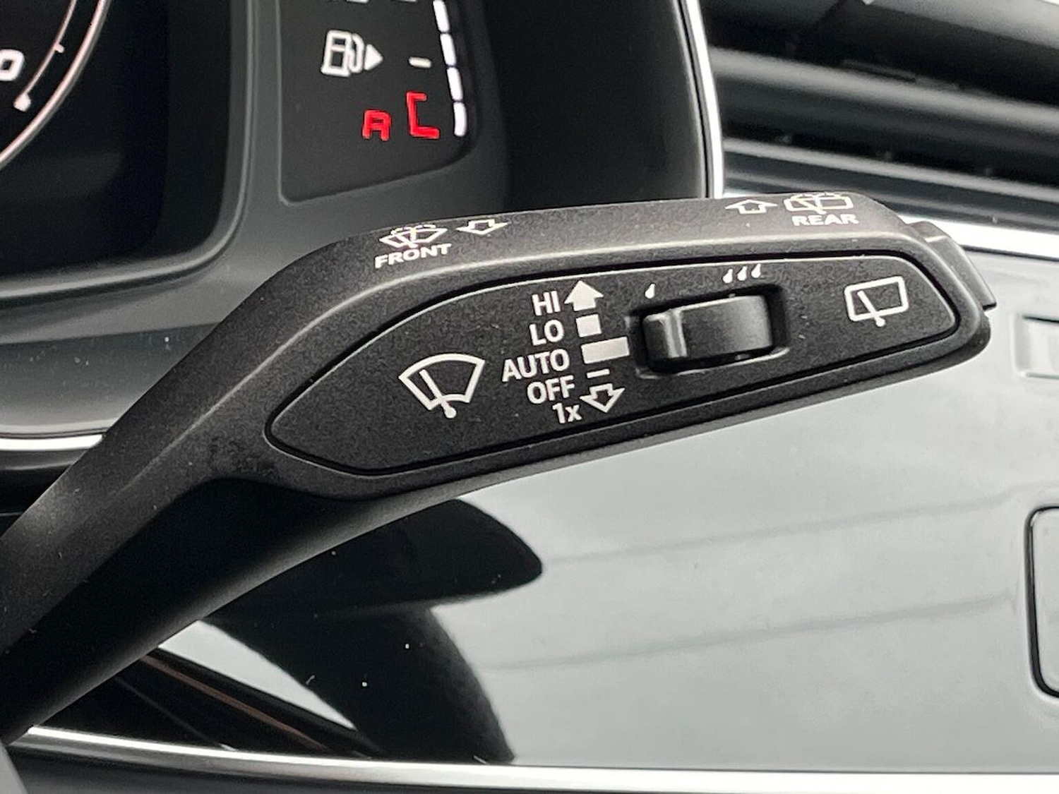 Used Audi RS Q8 2025 for sale - 77650263: Photo 29