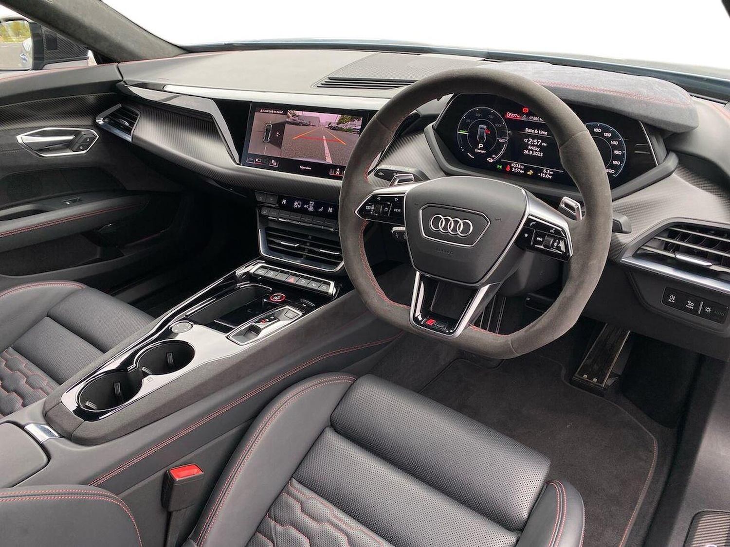 Used Audi RS e-tron GT 2024 for sale - 76114305: Photo 15