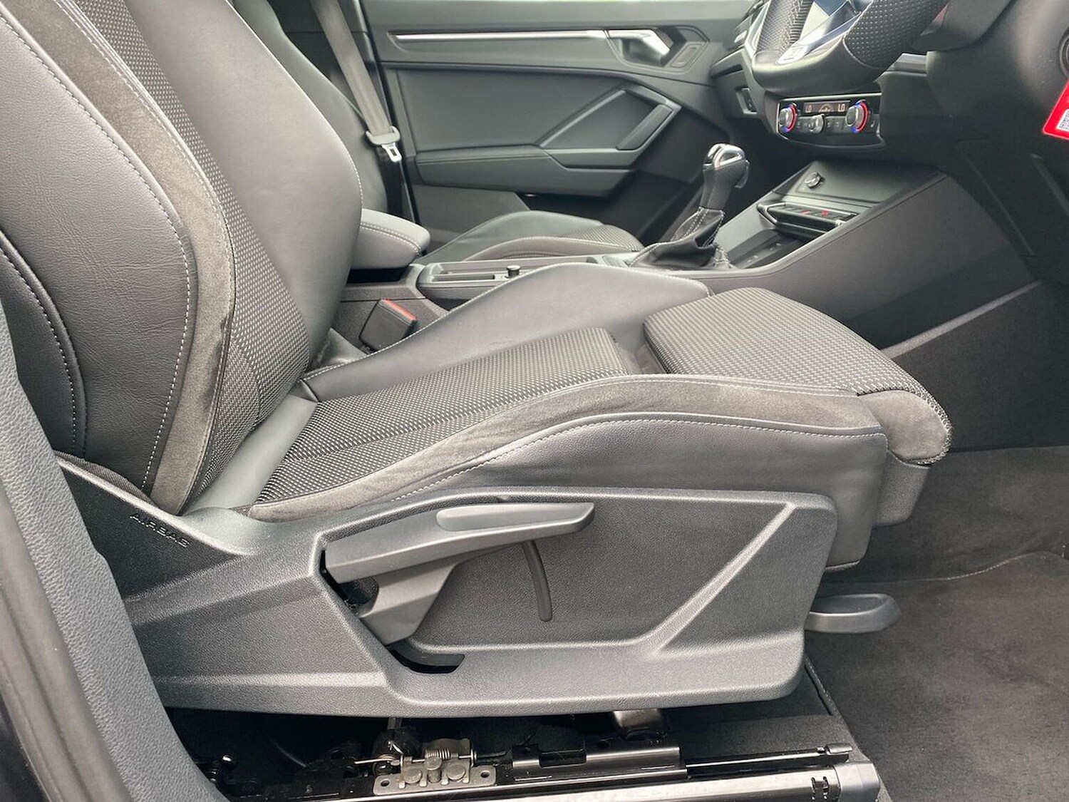 Used Audi Q3 2021 for sale - 76187117: Photo 30