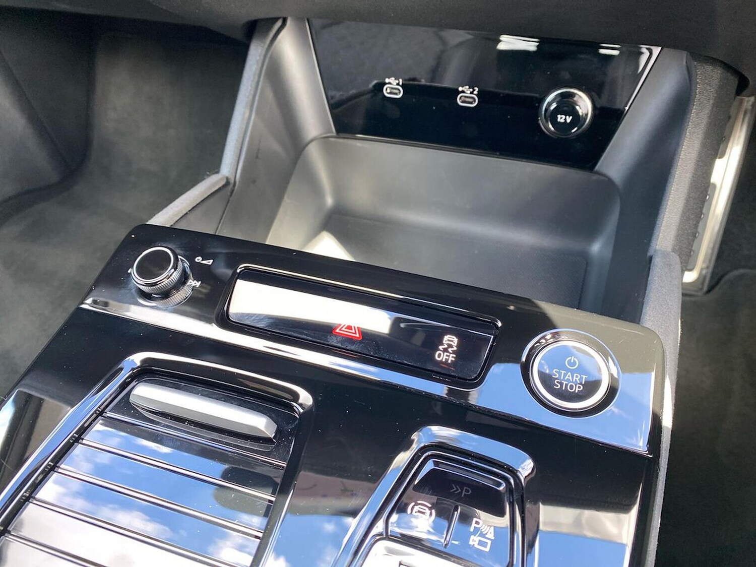 Used Audi Q6 e-tron 2025 for sale - 76097089: Photo 22