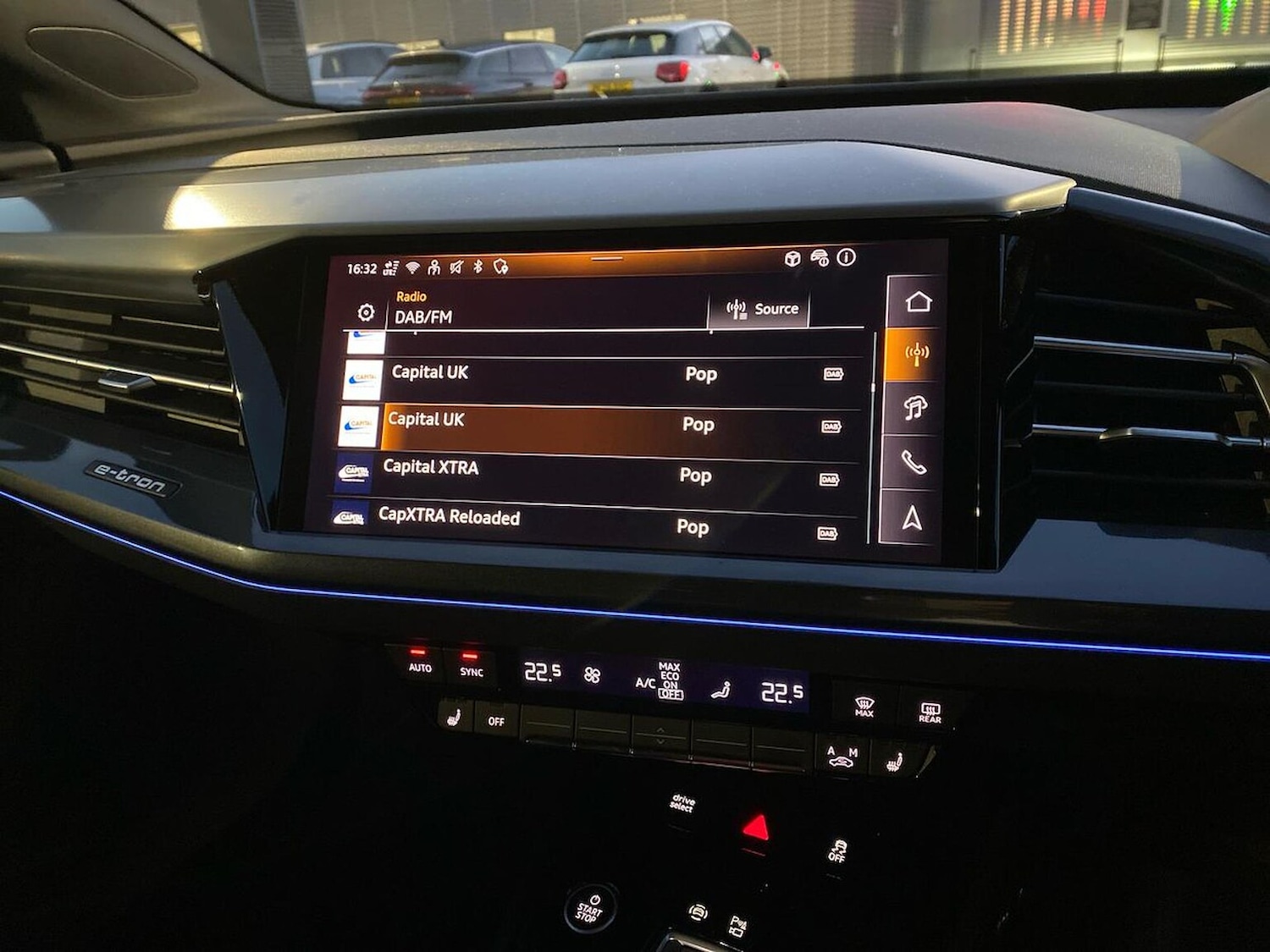 Used Audi Q4 e-tron 2025 for sale - 76600086: Photo 11