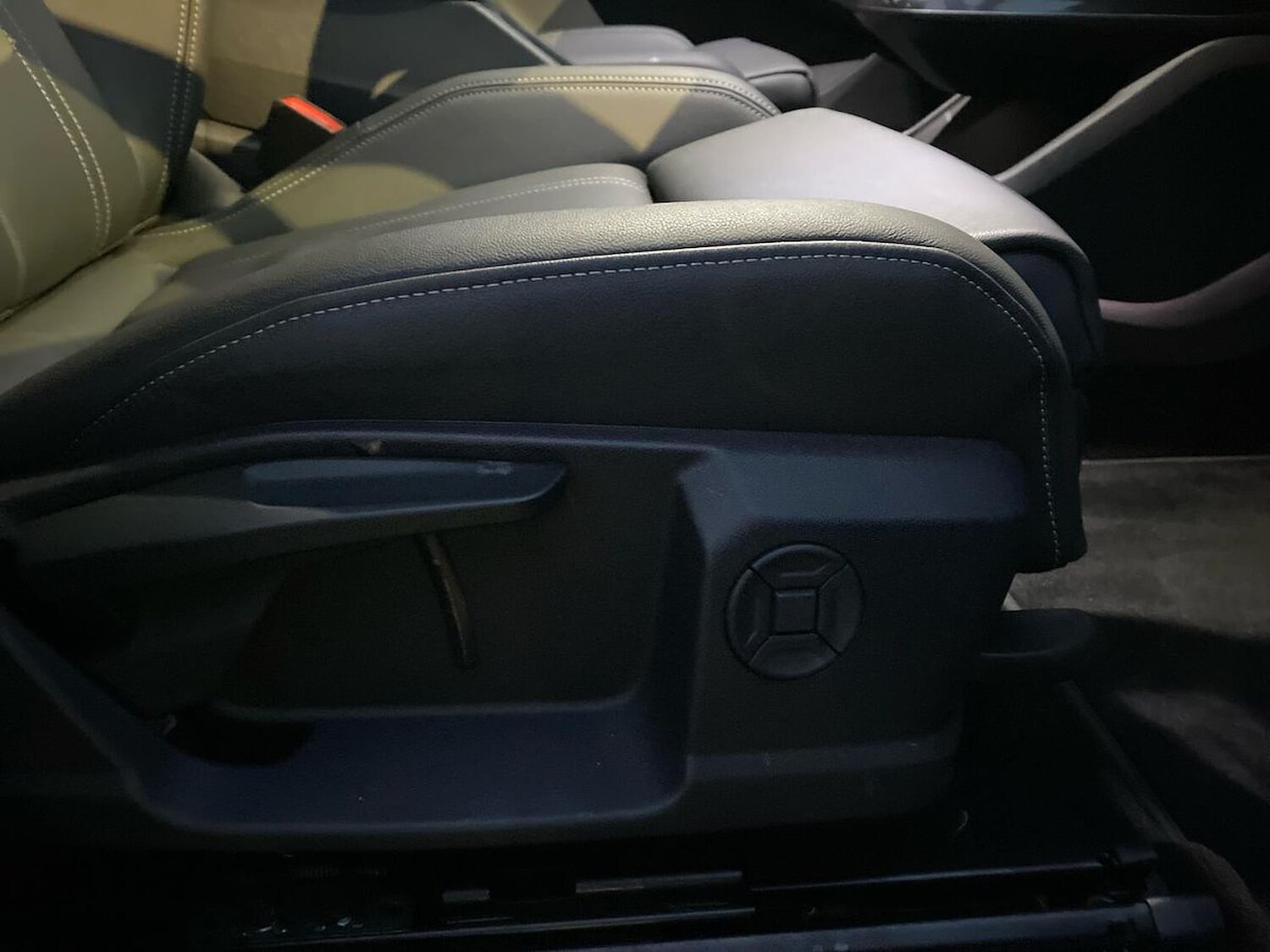 Used Audi Q4 e-tron 2025 for sale - 76600086: Photo 30