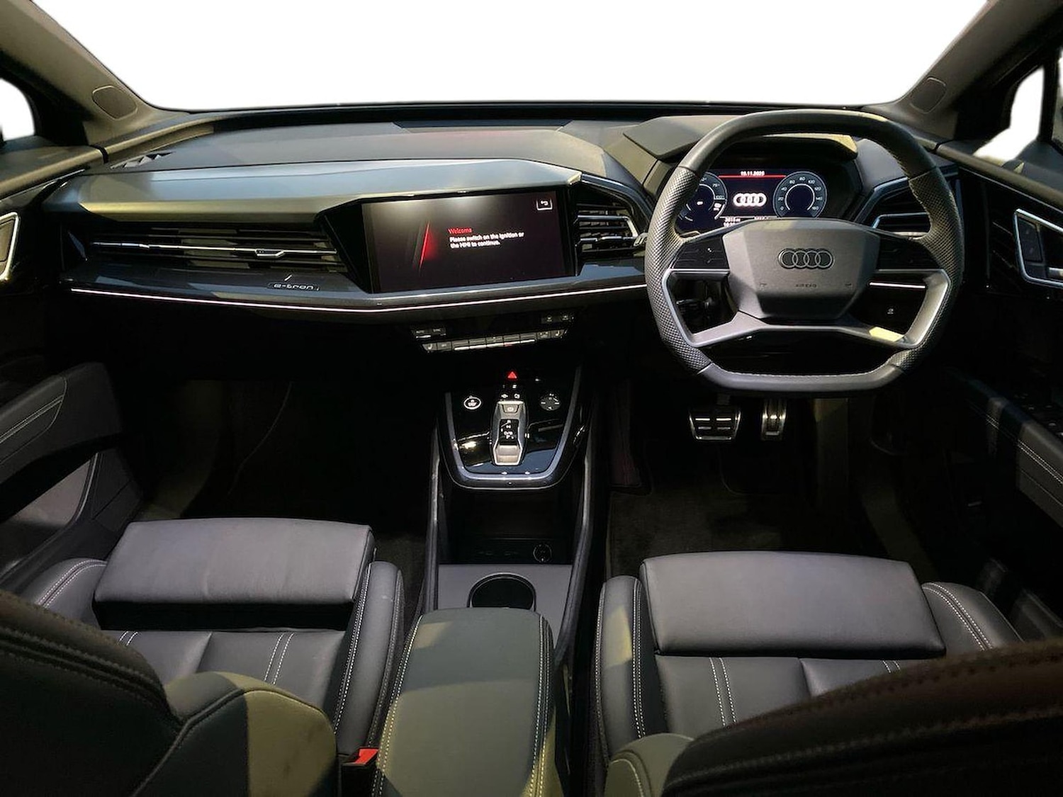 Used Audi Q4 e-tron 2025 for sale - 76600086: Photo 8