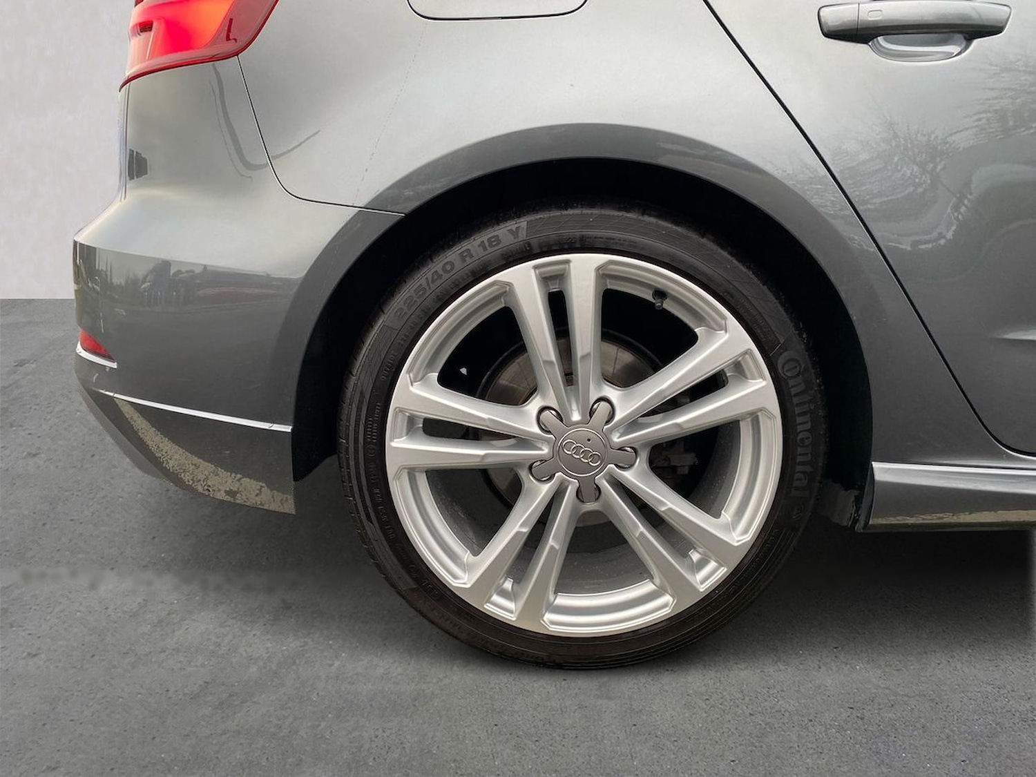 Used Audi A3 2018 for sale - 76951240: Photo 6