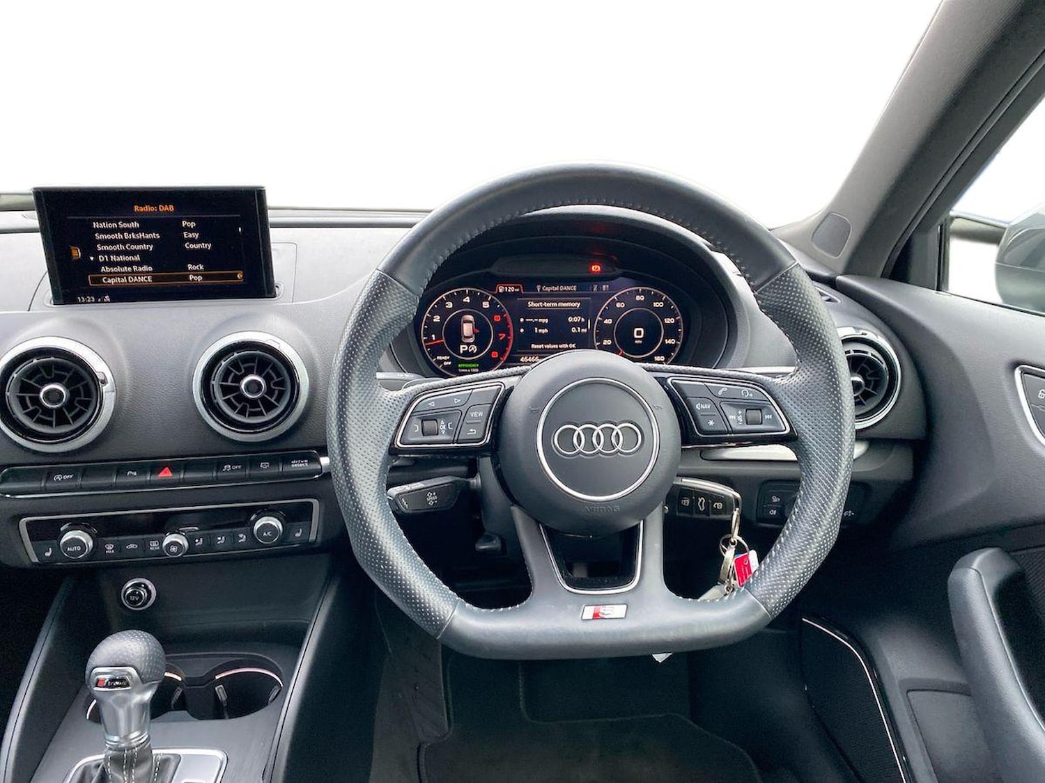 Used Audi A3 2018 for sale - 76951240: Photo 9