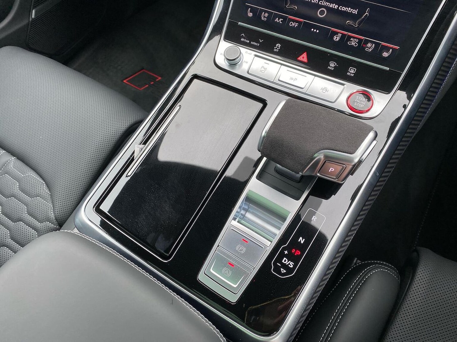 Used Audi RS Q8 2025 for sale - 76600084: Photo 13