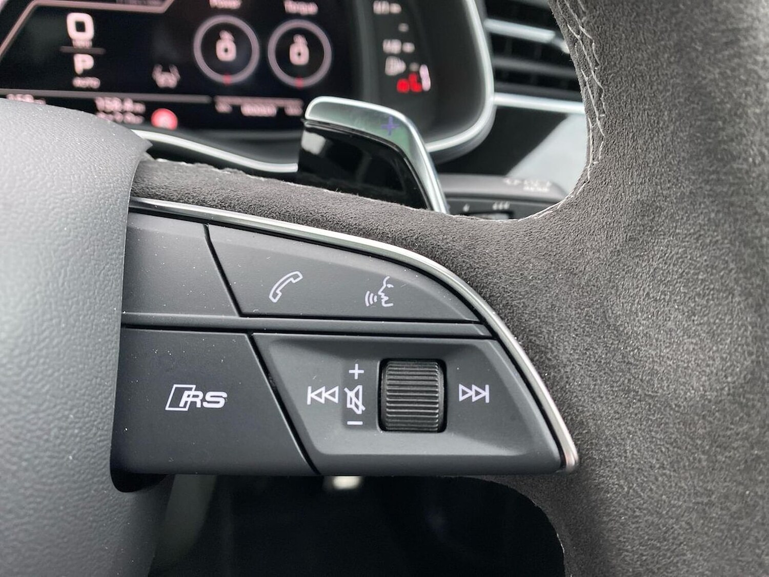 Used Audi RS Q8 2025 for sale - 76600084: Photo 26