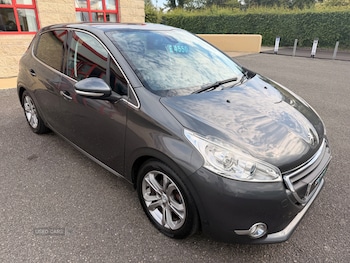 Used Peugeot 208 2015 for sale - 79086010: Photo