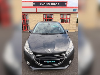 Used Peugeot 208 2015 for sale - 79086010: Photo