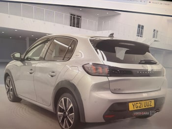 Used Peugeot 208 2021 for sale - 77456985: Photo