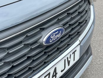 Used Ford Tourneo Connect 2024 for sale - 79711206: Photo
