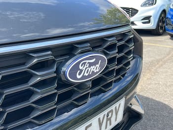 Used Ford Kuga 2025 for sale - 79531990: Photo