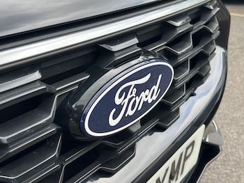 Used Ford Kuga 2025 for sale - 79200174: Photo