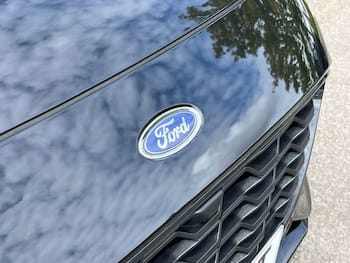 Used Ford Kuga 2023 for sale - 79539792: Photo