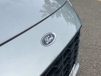 Used Ford Kuga 2024 for sale - 79199996: Photo