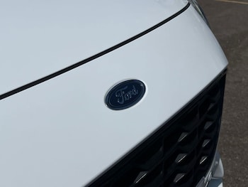 Used Ford Kuga 2023 for sale - 79360547: Photo