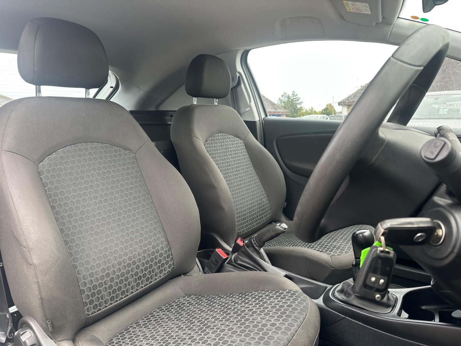 Used Vauxhall Corsa 2018 for sale - 76673716: Photo 2