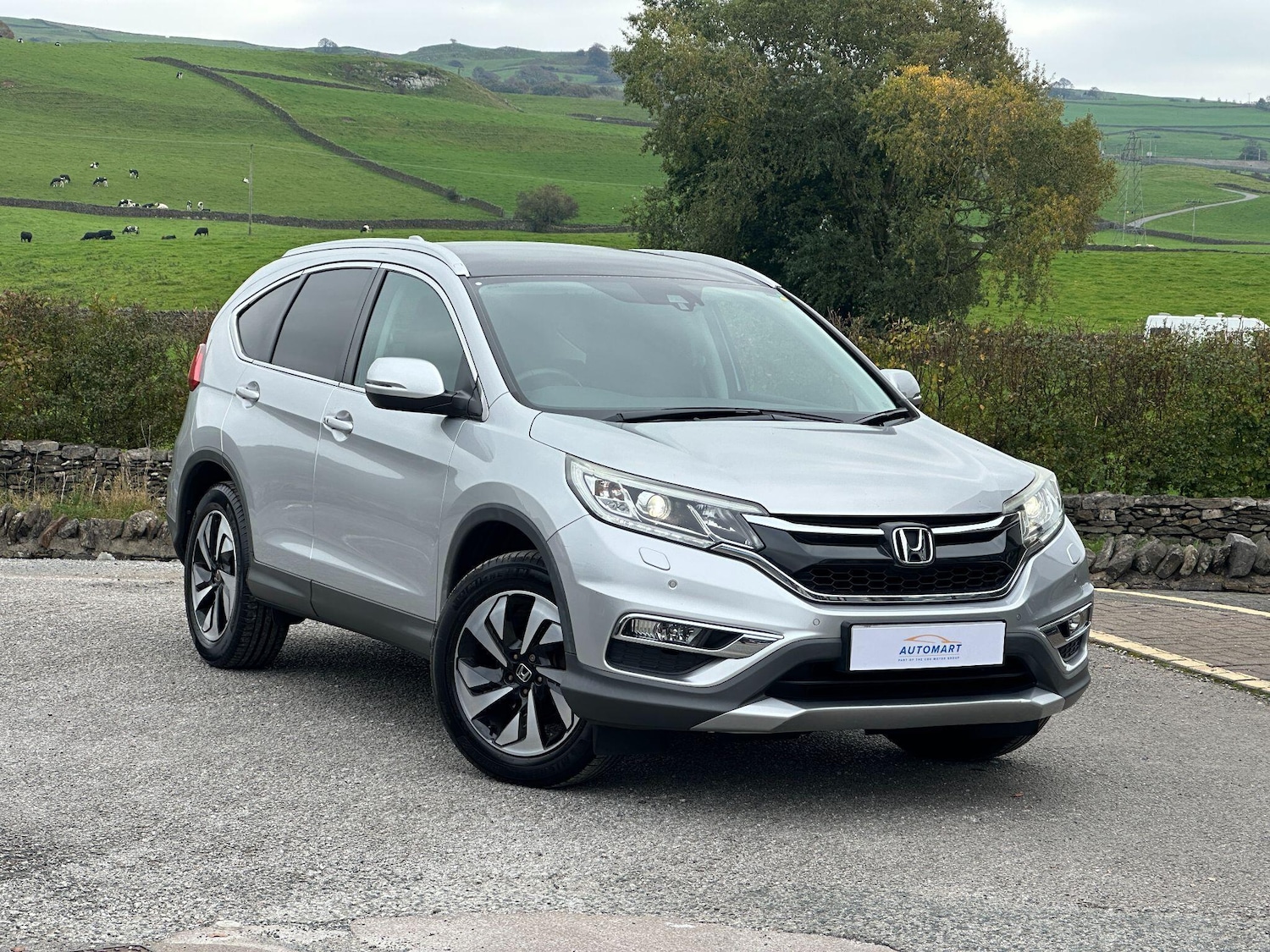 Used Honda CR-V 2015 for sale - 76673615: Photo 1