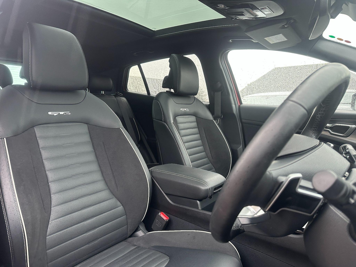 Used Kia Sportage 2023 for sale - 76722649: Photo 2