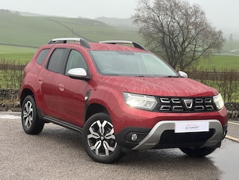 Used Dacia Duster 2022 for sale - 76948950: Photo