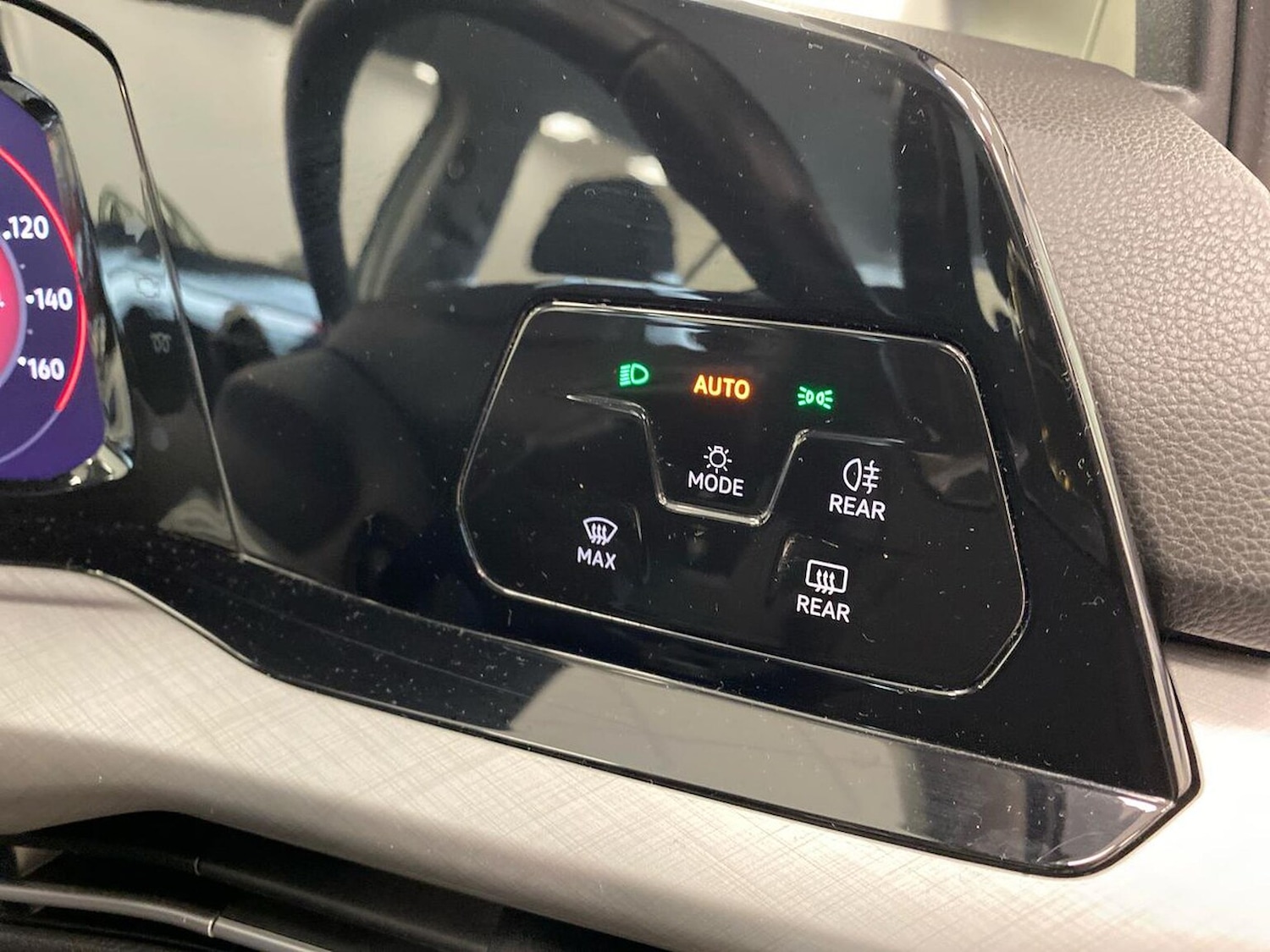 Used Volkswagen Golf 2020 for sale - 77003666: Photo 22