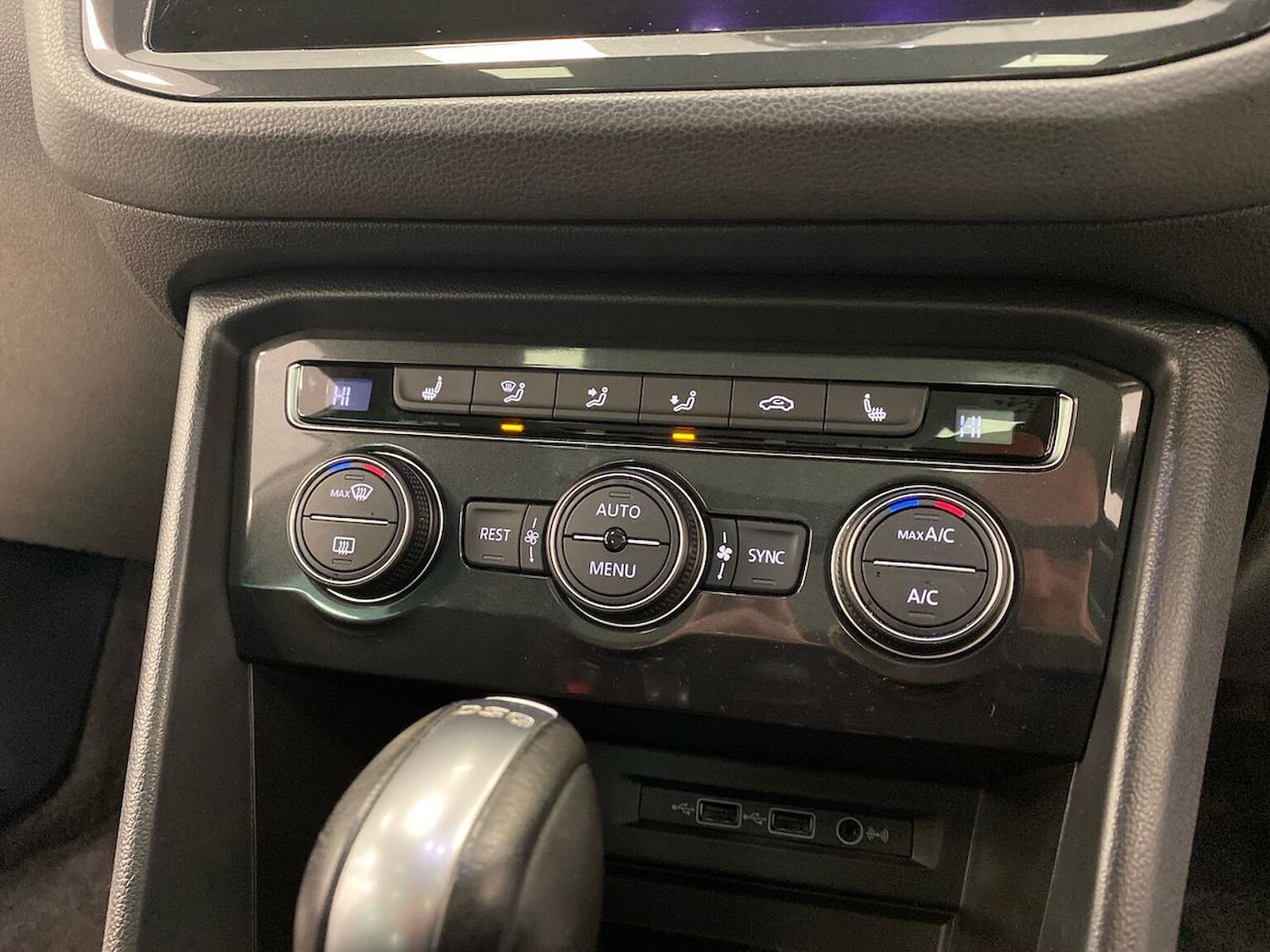 Used Volkswagen Tiguan 2018 for sale - 76365072: Photo 12