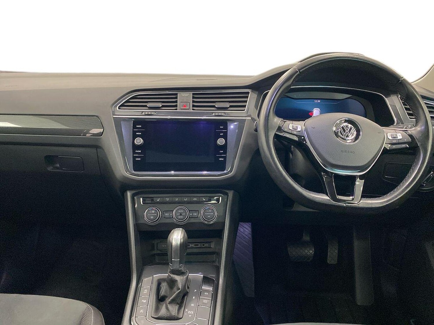 Used Volkswagen Tiguan 2018 for sale - 76365072: Photo 8