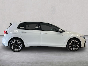 Used Volkswagen Golf 2025 for sale - 76194475: Photo