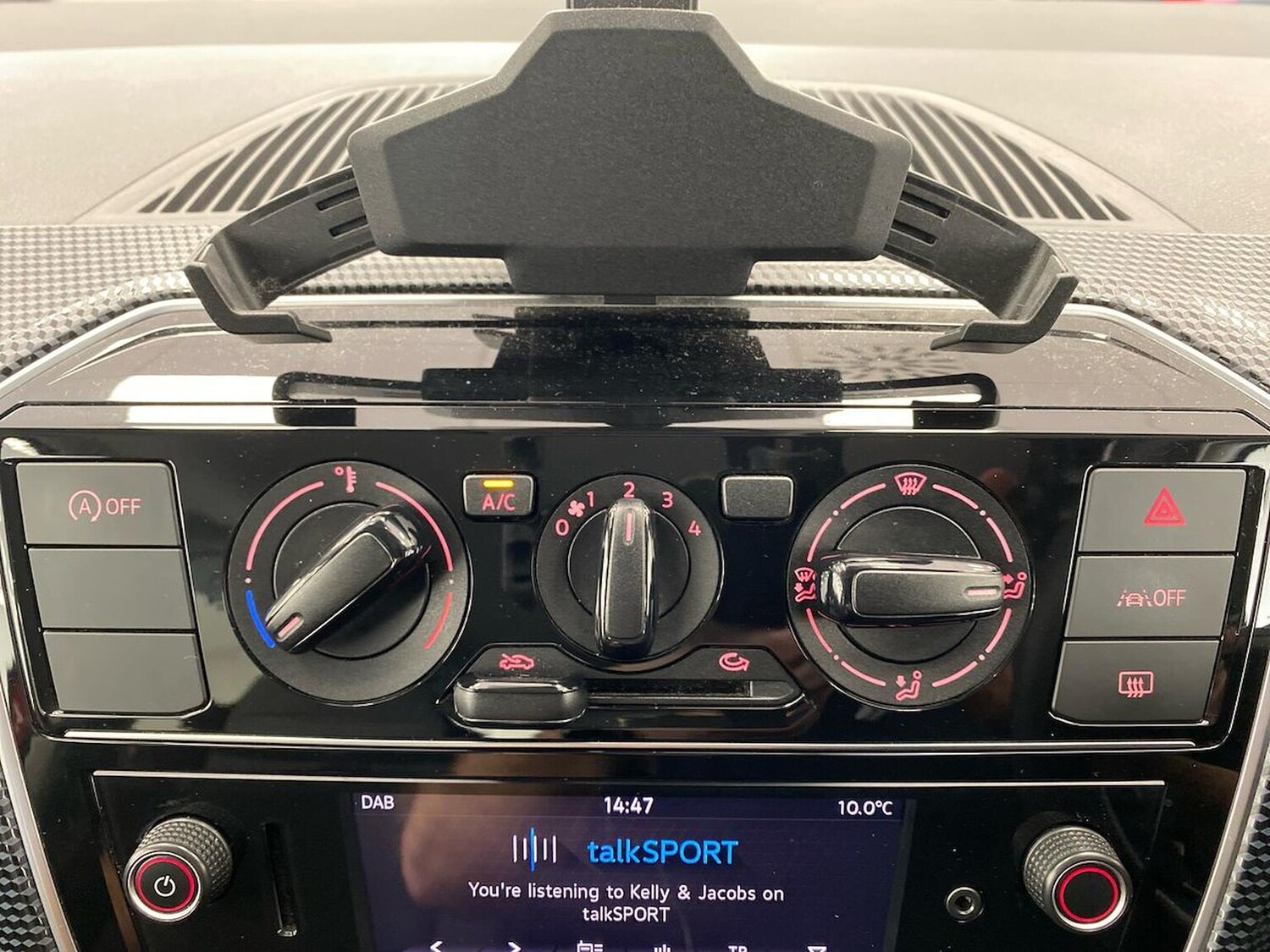 Used Volkswagen up! 2022 for sale - 77916109: Photo 12