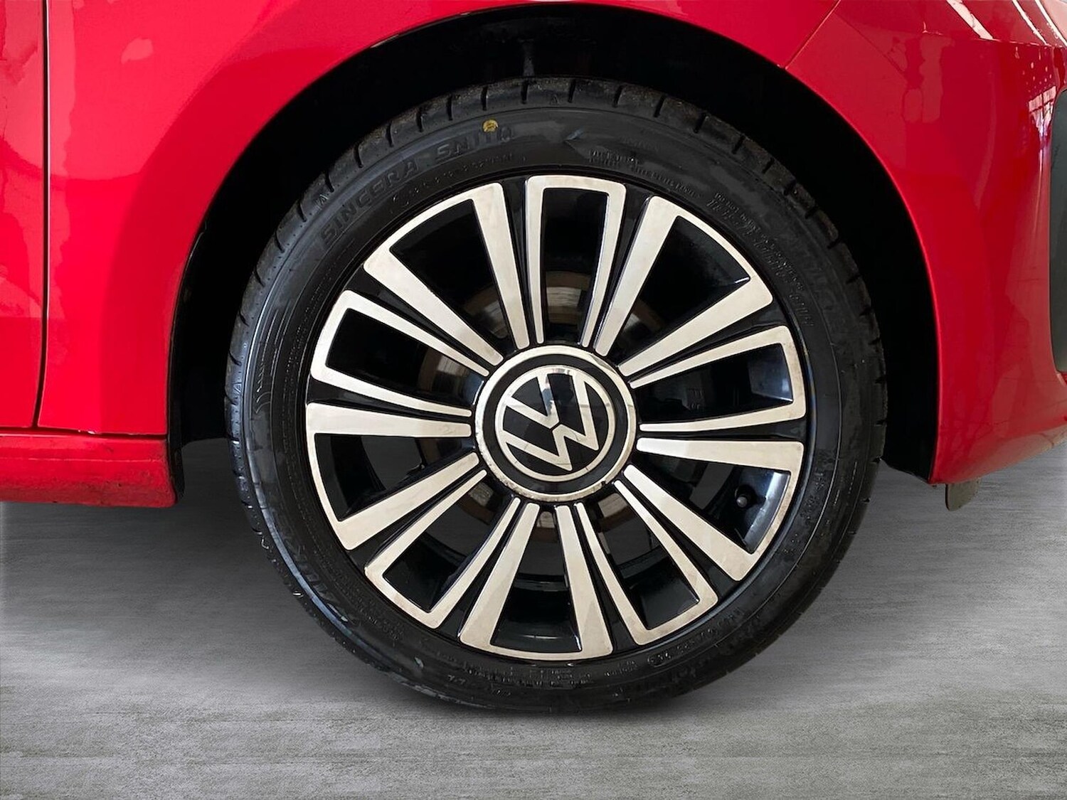 Used Volkswagen up! 2022 for sale - 77916109: Photo 6