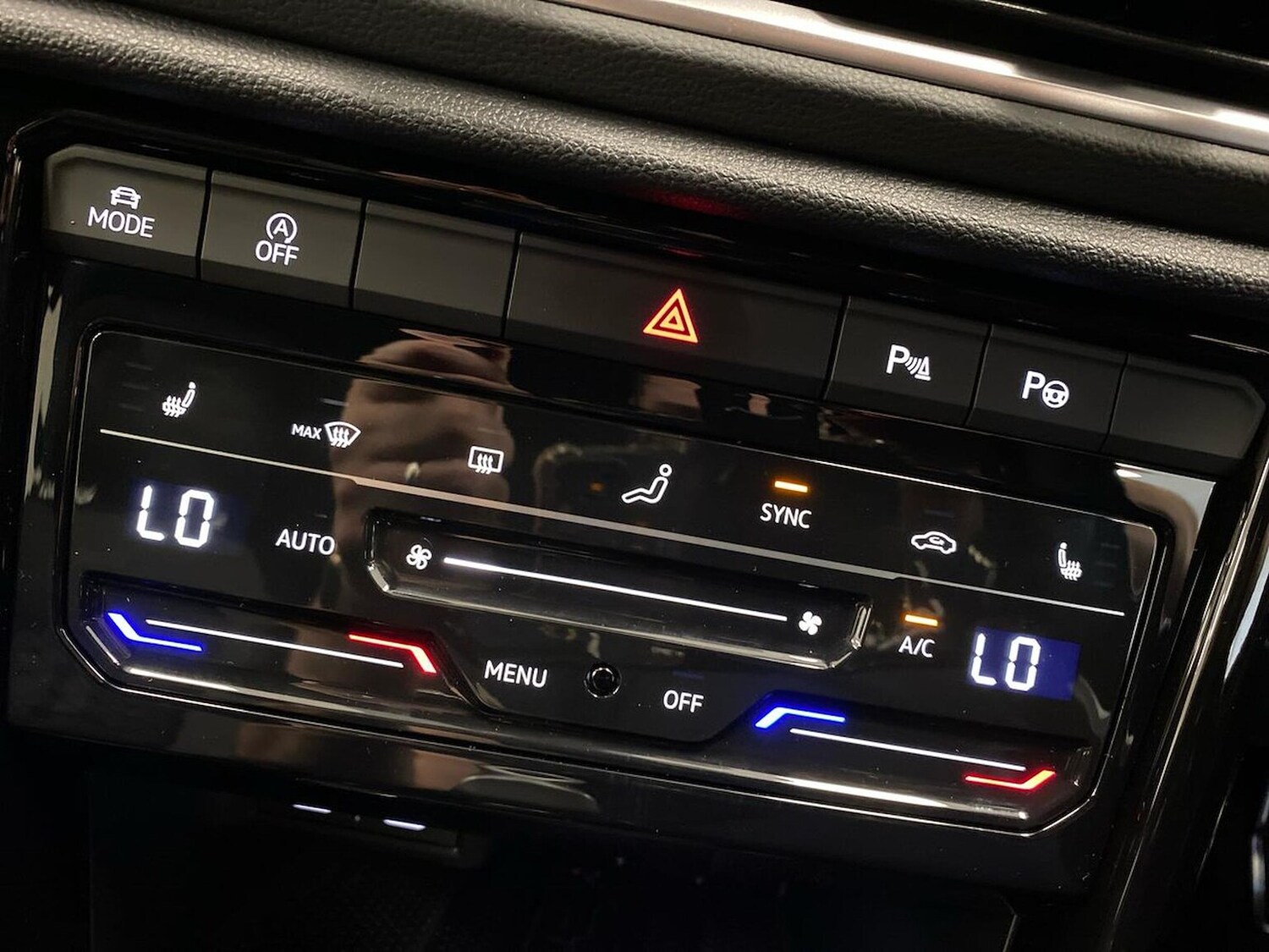 Used Volkswagen T-Roc 2025 for sale - 76144294: Photo 12