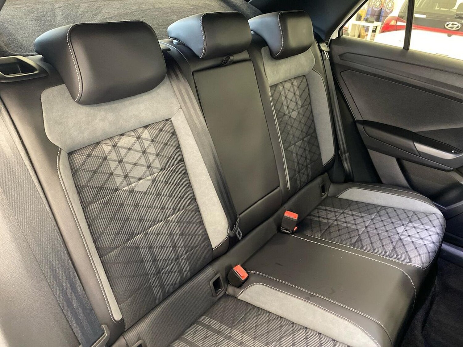Used Volkswagen T-Roc 2025 for sale - 76144294: Photo 16