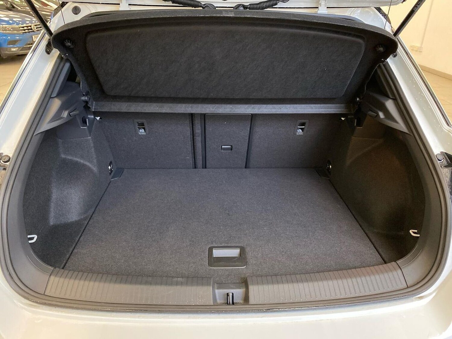 Used Volkswagen T-Roc 2025 for sale - 76144294: Photo 17